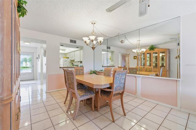 2609 WOODGATE LANE K4, Sarasota, FL 34231