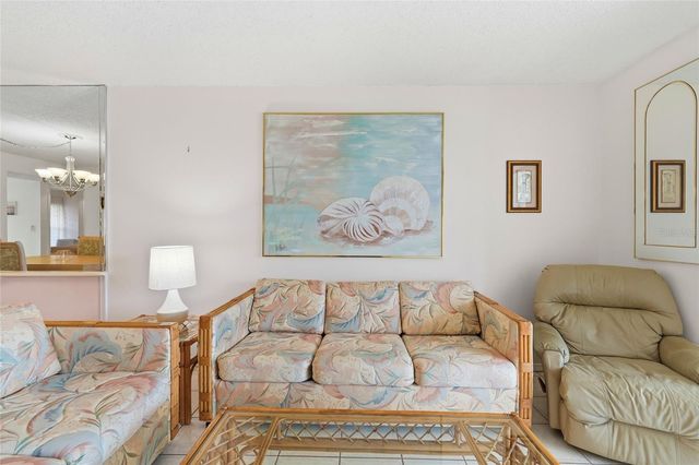 2609 WOODGATE LANE K4, Sarasota, FL 34231