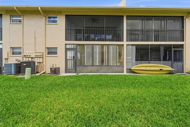 2609 WOODGATE LANE K4, Sarasota, FL 34231