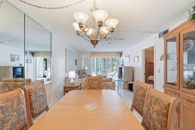 2609 WOODGATE LANE K4, Sarasota, FL 34231