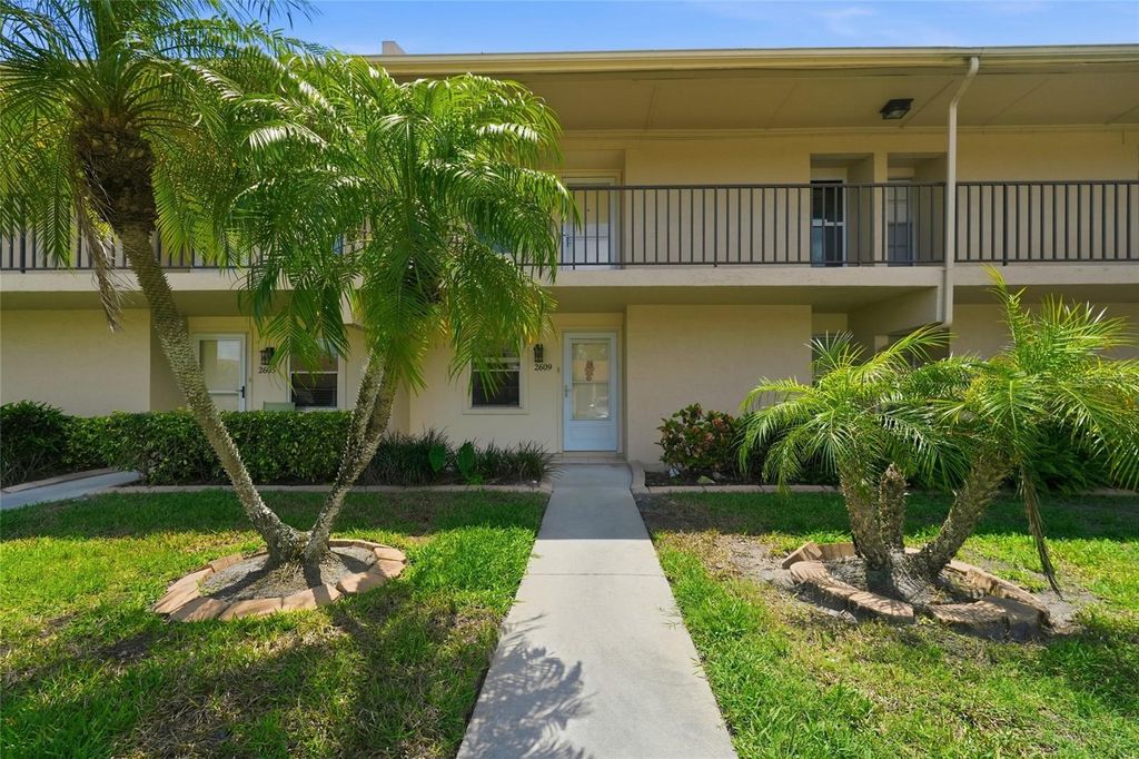 2609 WOODGATE LANE K4, Sarasota, FL 34231