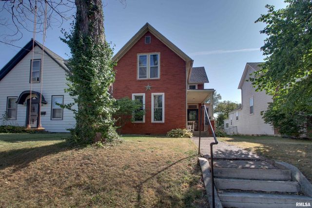 607 S 17TH Street, Quincy, IL 62301