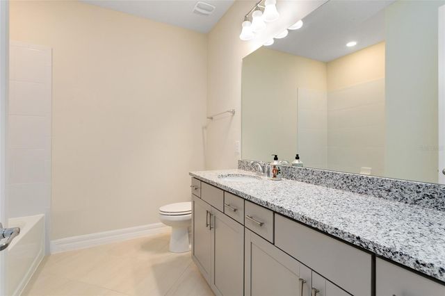 9212 HANGING VINE COURT, Orlando, FL 32836