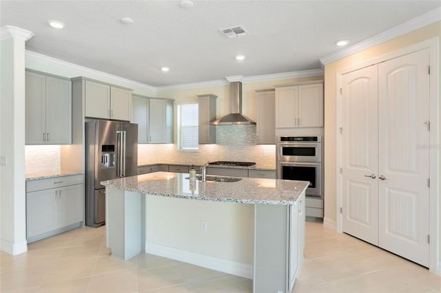 9212 HANGING VINE COURT, Orlando, FL 32836