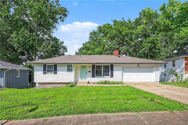 4300 E 104th Terrace, Kansas City, MO 64137
