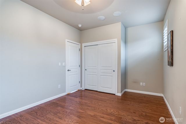 1517 Edwards Avenue, Fircrest, WA 98466