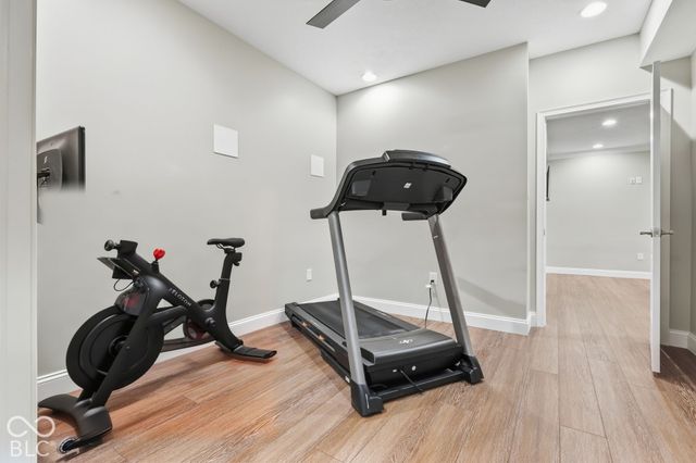 10038 Indian Lake Boulevard N, Indianapolis, IN 46236