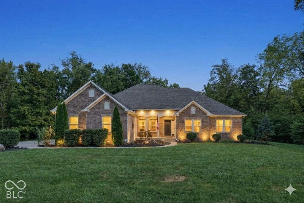 10038 Indian Lake Boulevard N, Indianapolis, IN 46236