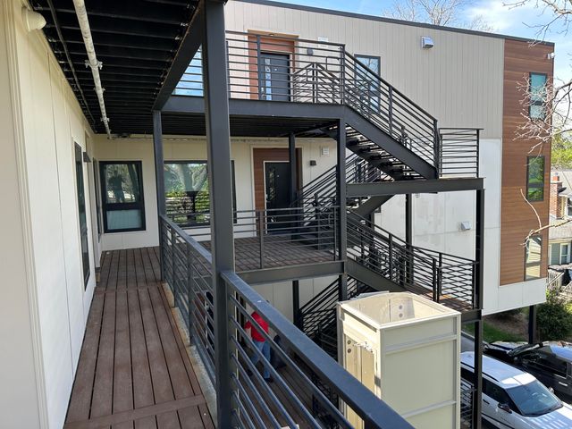 911 S Main Street, Ann Arbor, MI 48104