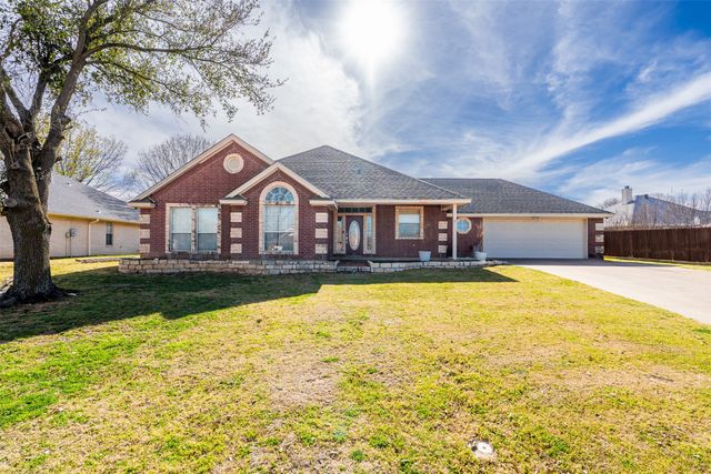 1466 Oakwood Drive, Stephenville, TX 76401