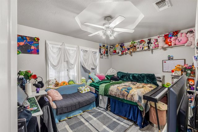 1466 Oakwood Drive, Stephenville, TX 76401