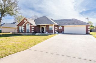 1466 Oakwood Drive, Stephenville, TX 76401