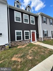 12110 BOWLING FARM CT, Fredericksburg, VA 22407