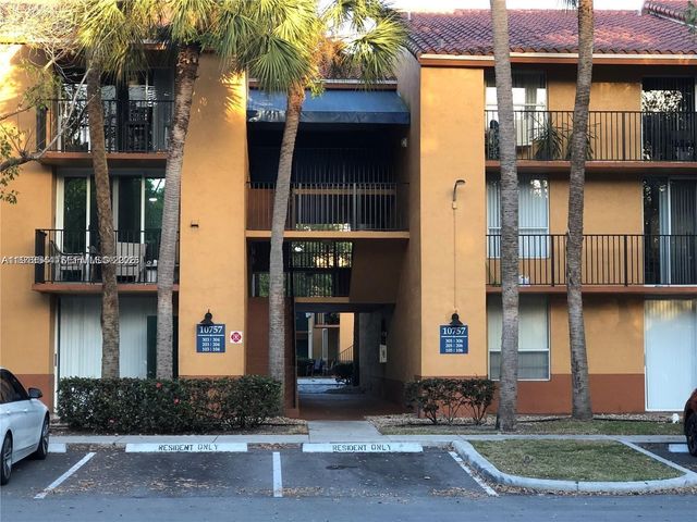 10757 Cleary Boulevard 104, Plantation, FL 33324