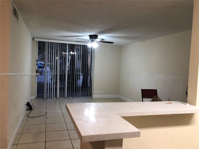 10757 Cleary Boulevard 104, Plantation, FL 33324