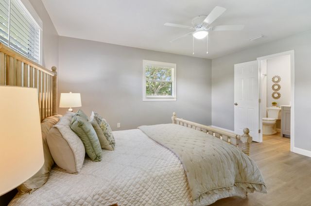 8745 98TH Court, Vero Beach, FL 32967