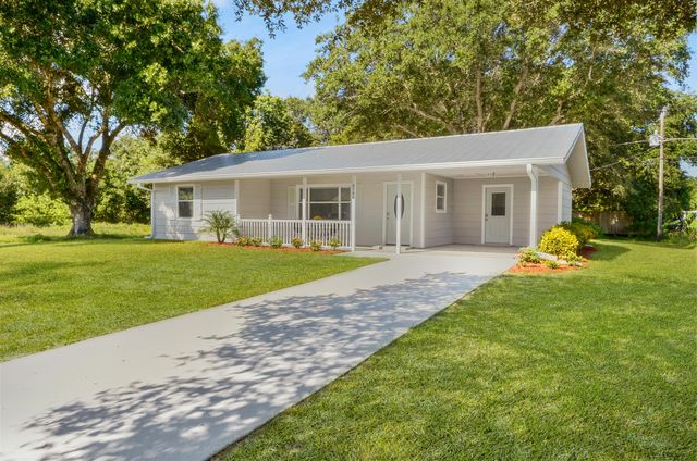 8745 98TH Court, Vero Beach, FL 32967