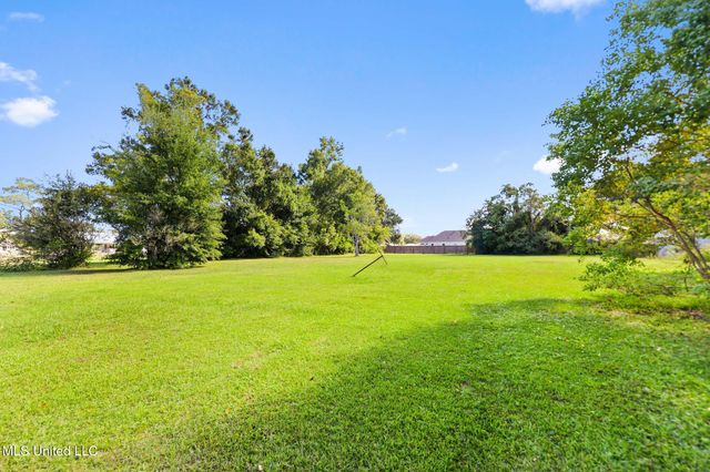 502 Highway 90, Bay Saint Louis, MS 39520