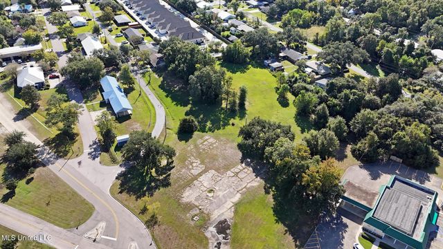 502 Highway 90, Bay Saint Louis, MS 39520