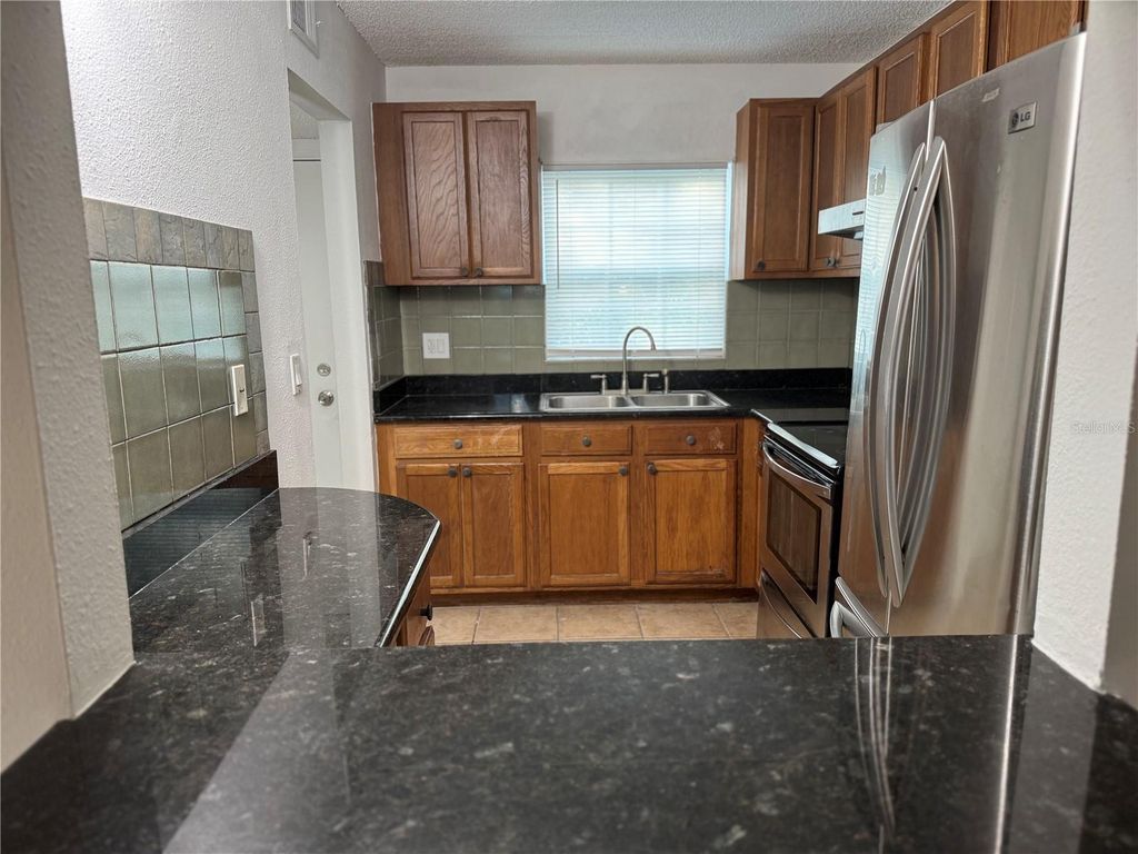 Image 20 of property listing at 2884 SOMERSET PARK DRIVE 2907, Tampa, FL 33613