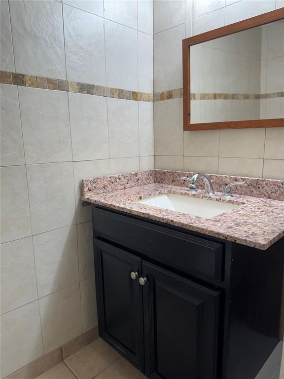 Image 26 of property listing at 2884 SOMERSET PARK DRIVE 2907, Tampa, FL 33613