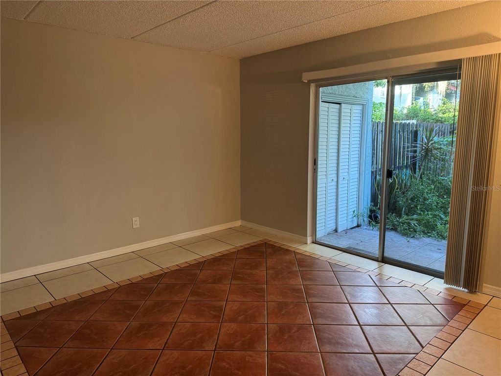 Image 28 of property listing at 2884 SOMERSET PARK DRIVE 2907, Tampa, FL 33613