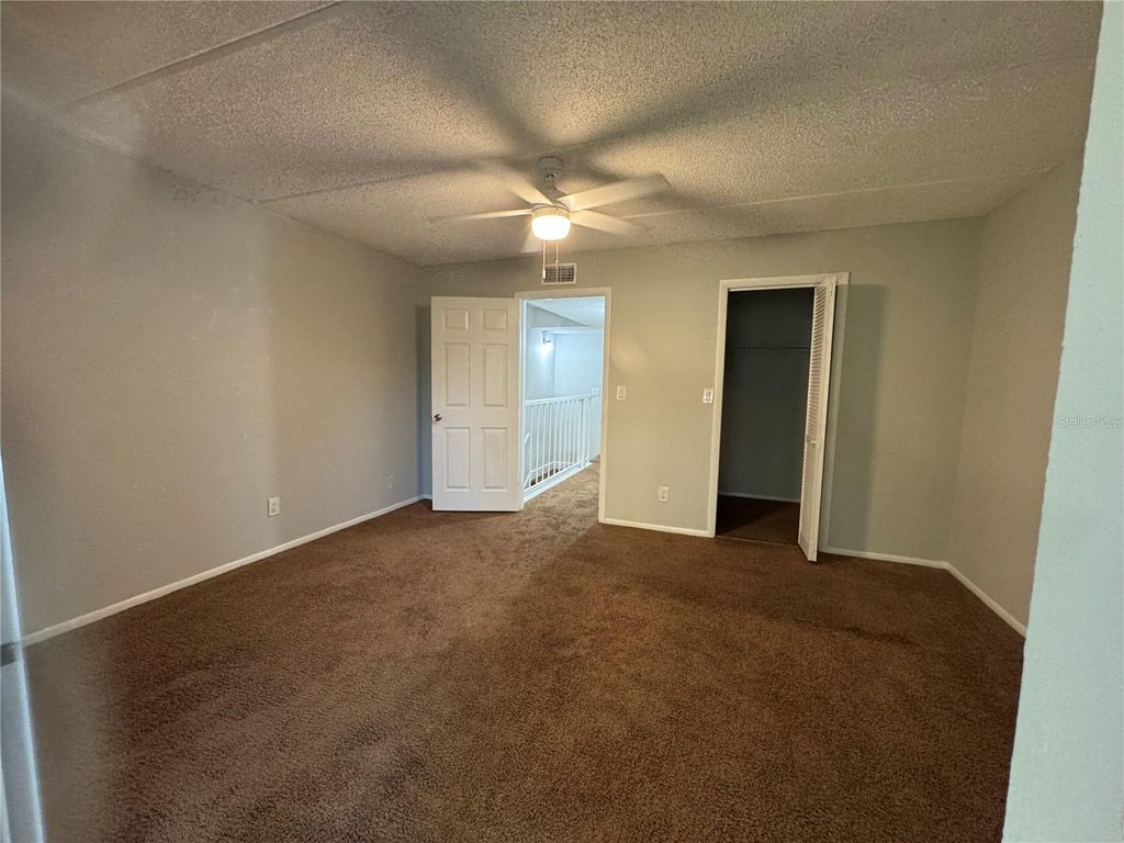 Image 36 of property listing at 2884 SOMERSET PARK DRIVE 2907, Tampa, FL 33613