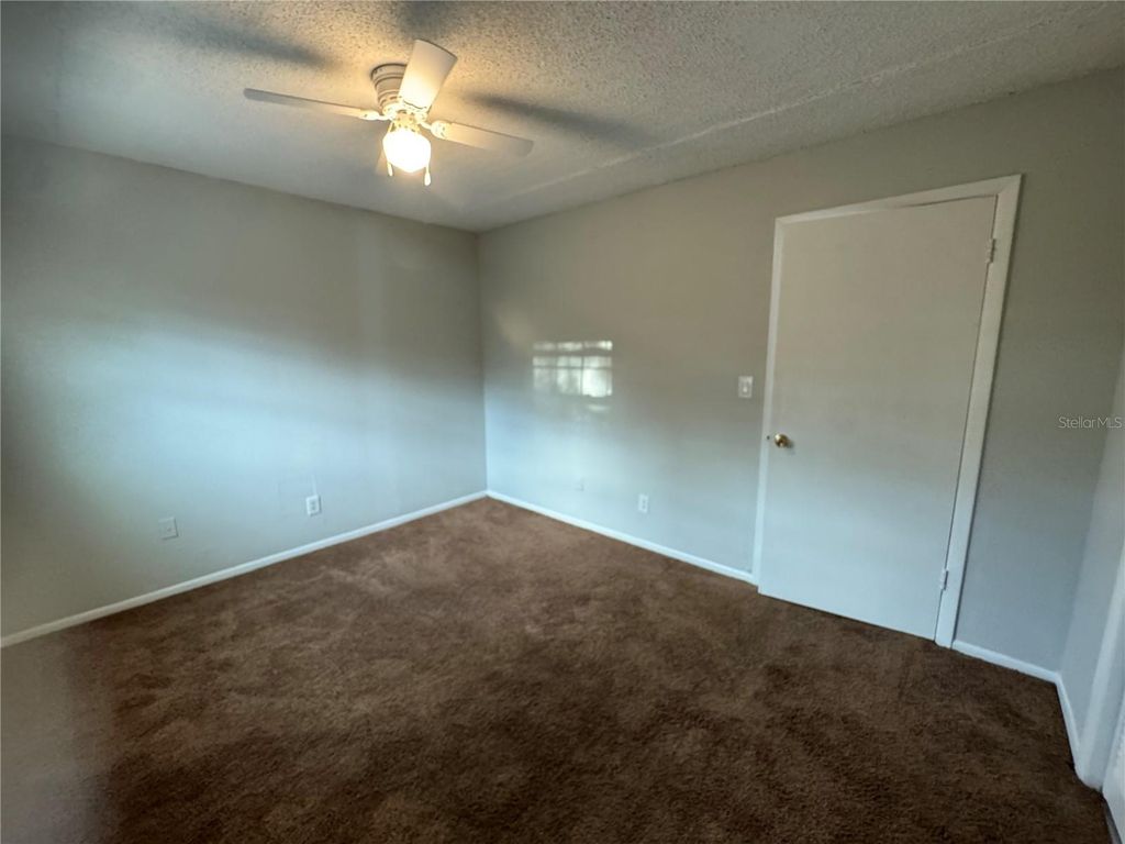 Image 50 of property listing at 2884 SOMERSET PARK DRIVE 2907, Tampa, FL 33613