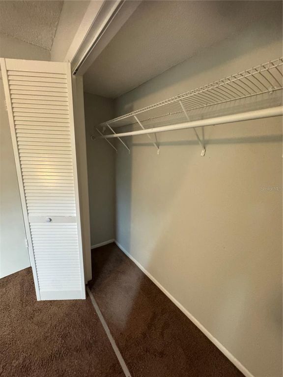 Image 52 of property listing at 2884 SOMERSET PARK DRIVE 2907, Tampa, FL 33613