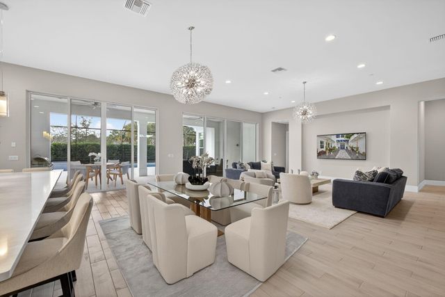 9364 Coral Isles Circle, Palm Beach Gardens, FL 33412