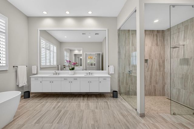 9364 Coral Isles Circle, Palm Beach Gardens, FL 33412