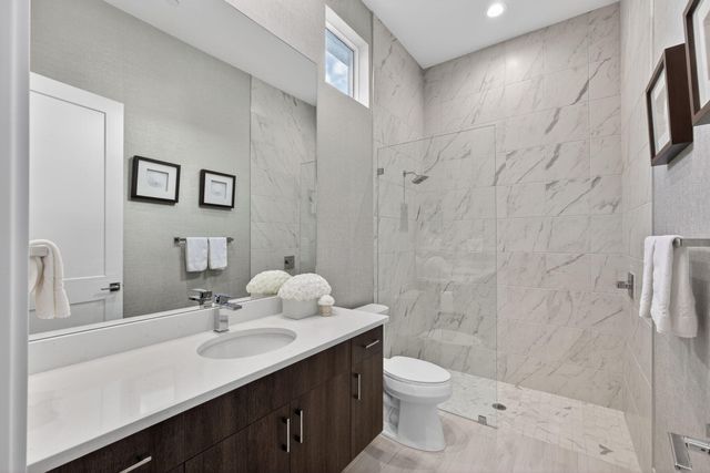 9364 Coral Isles Circle, Palm Beach Gardens, FL 33412