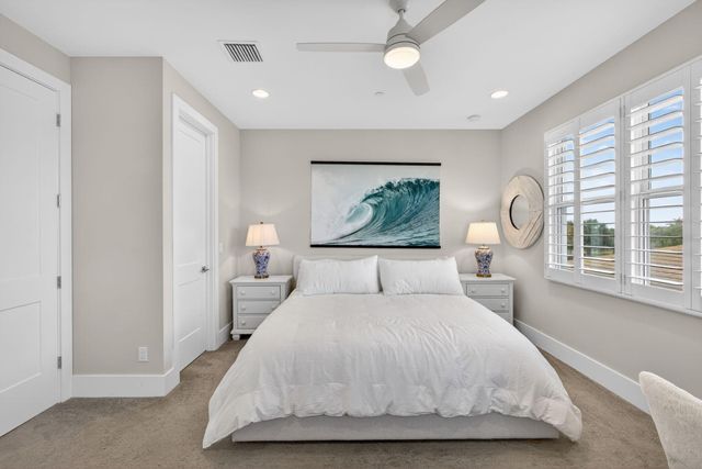 9364 Coral Isles Circle, Palm Beach Gardens, FL 33412