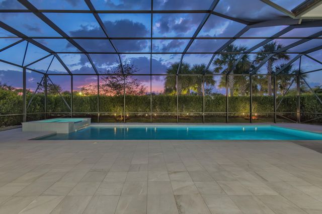 9364 Coral Isles Circle, Palm Beach Gardens, FL 33412