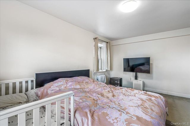 14455 Melbourne Avenue 3E, Flushing, NY 11367