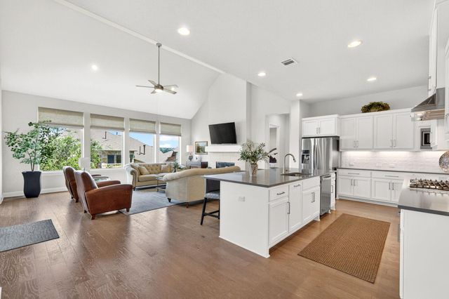2407 Skywalk LN 61, Spicewood, TX 78669