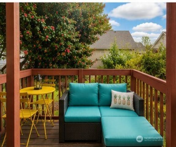 1108 43rd Street S, Tacoma, WA 98418