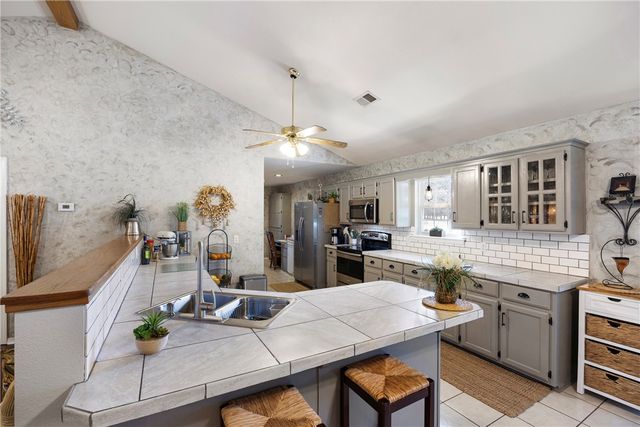 4 Trison Lane, Clarksville, AR 72830