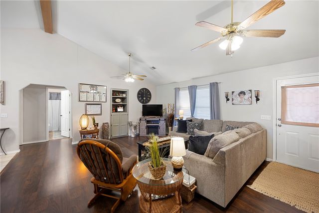 4 Trison Lane, Clarksville, AR 72830