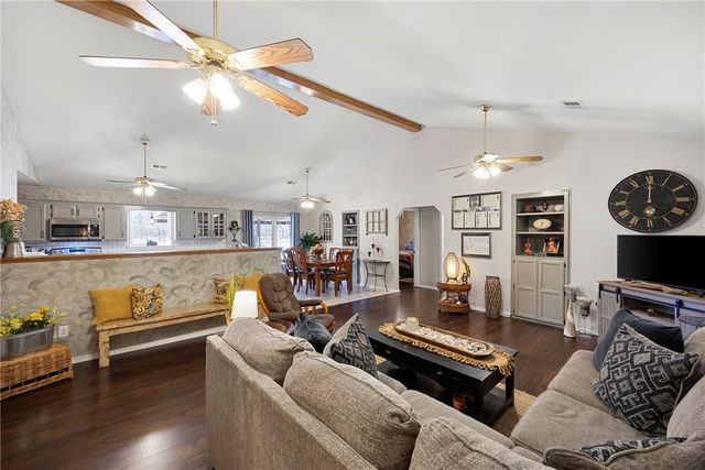 4 Trison Lane, Clarksville, AR 72830