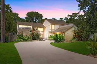 11826 Oakcroft Drive, Houston, TX 77070
