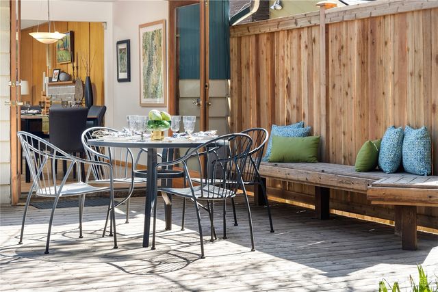 5211 40th Avenue SW, Seattle, WA 98136