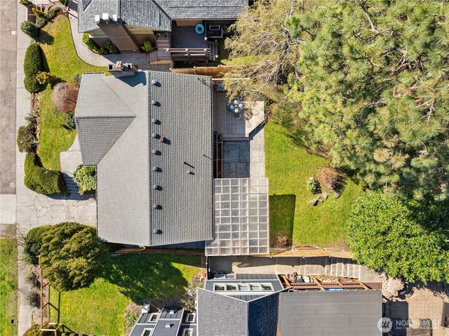 5211 40th Avenue SW, Seattle, WA 98136