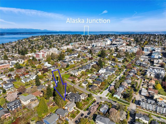 5211 40th Avenue SW, Seattle, WA 98136
