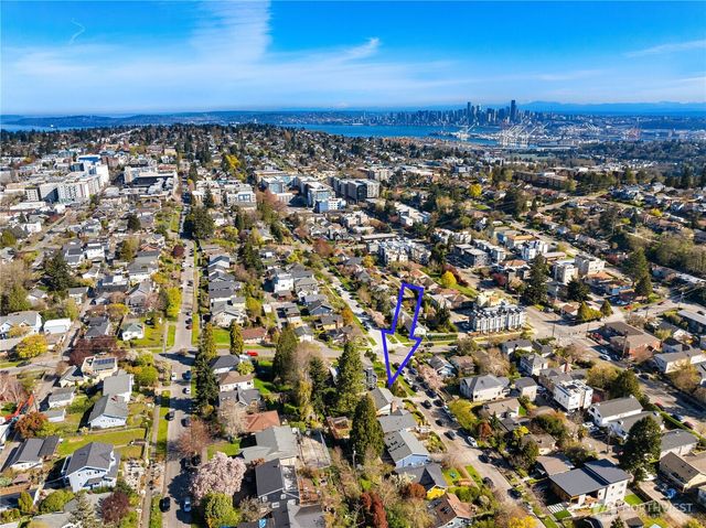 5211 40th Avenue SW, Seattle, WA 98136