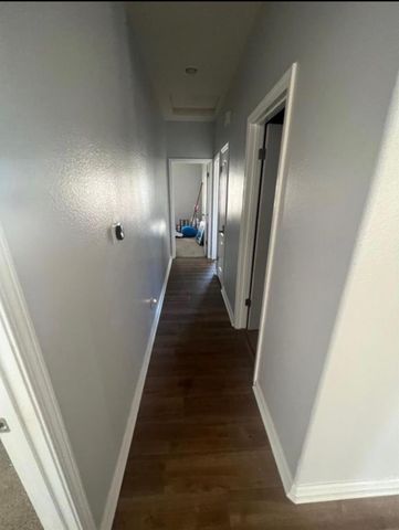 2203 E Goshen Avenue, Fresno, CA 93720