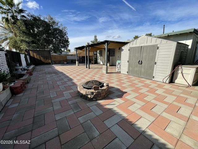 2661 W Fieldbrook Drive, Tucson, AZ 85741