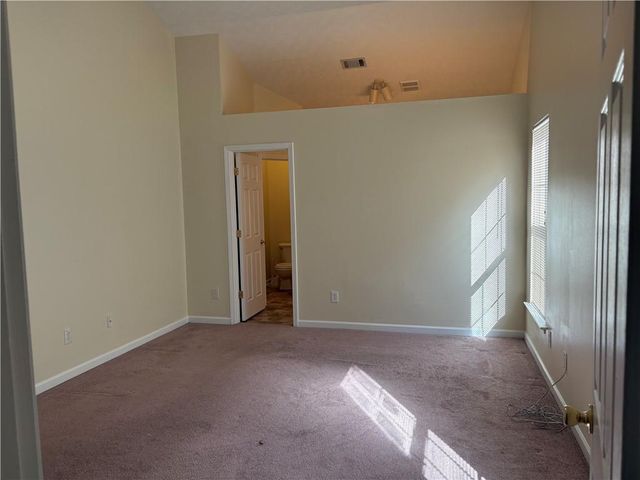 5975 Hillvale Trail, Lithonia, GA 30058