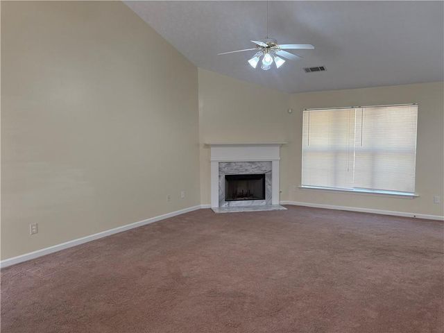 5975 Hillvale Trail, Lithonia, GA 30058