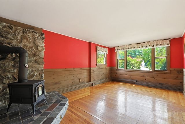 640 Pulaski Blvd, Bellingham, MA 02019